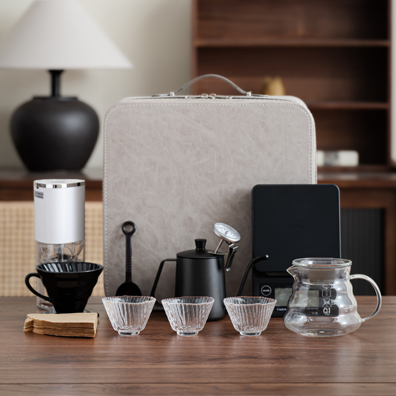 旅行用ハンドブリューコーヒー、電動コーヒー豆グラインダー、ギ - Coffee Bean Grinder Electric のレビューと価格